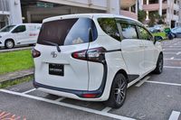 toyota-sienta-15a-g-car-choice-singapore