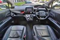 toyota-sienta-15a-g-car-choice-singapore