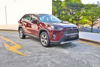 toyota-rav4-20a-premium-car-choice-singapore