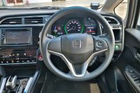 honda-shuttle-hybrid-15a-car-choice-singapore