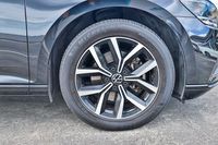 volkswagen-passat-20a-tsi-business-car-choice-singapore