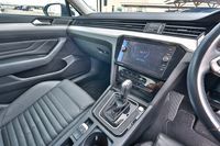 volkswagen-passat-20a-tsi-business-car-choice-singapore