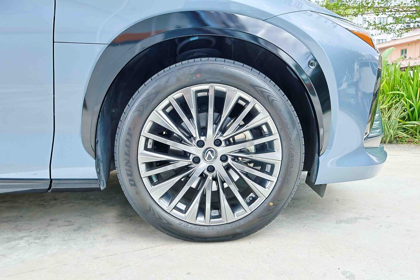 lexus-rz-electric-rz450e-luxury-car-choice-singapore