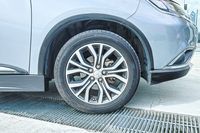 mitsubishi-outlander-24a-sunroof-car-choice-singapore