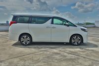 toyota-alphard-25a-elegance-moonroof-car-choice-singapore