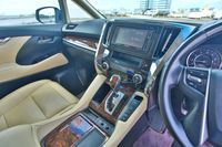 toyota-alphard-25a-elegance-moonroof-car-choice-singapore