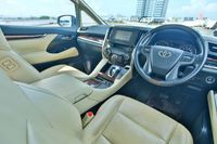 toyota-alphard-25a-elegance-moonroof-car-choice-singapore