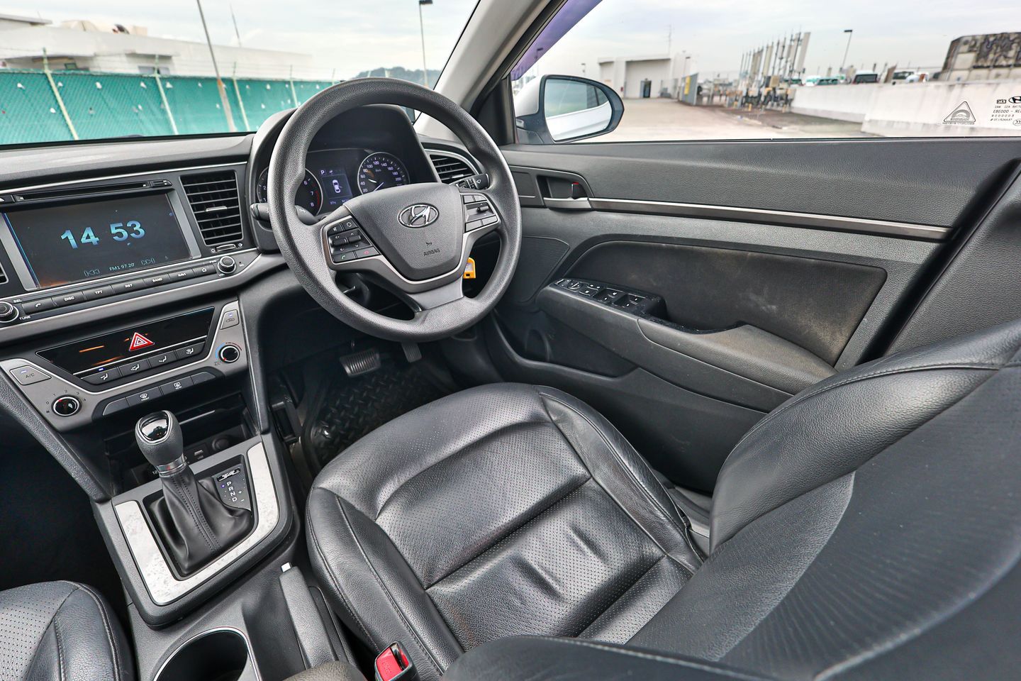 hyundai-elantra-16a-gls-car-choice-singapore