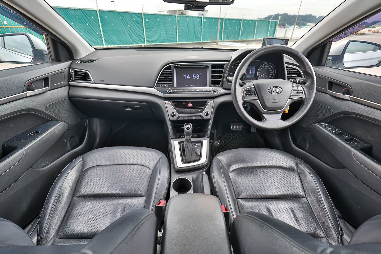 hyundai-elantra-16a-gls-car-choice-singapore