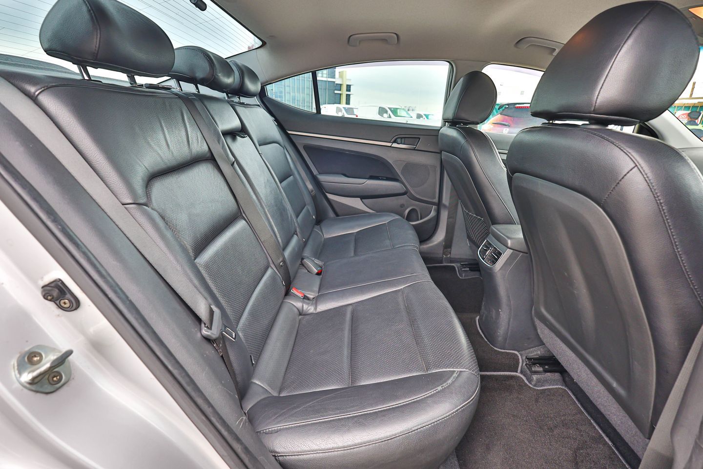 hyundai-elantra-16a-gls-car-choice-singapore