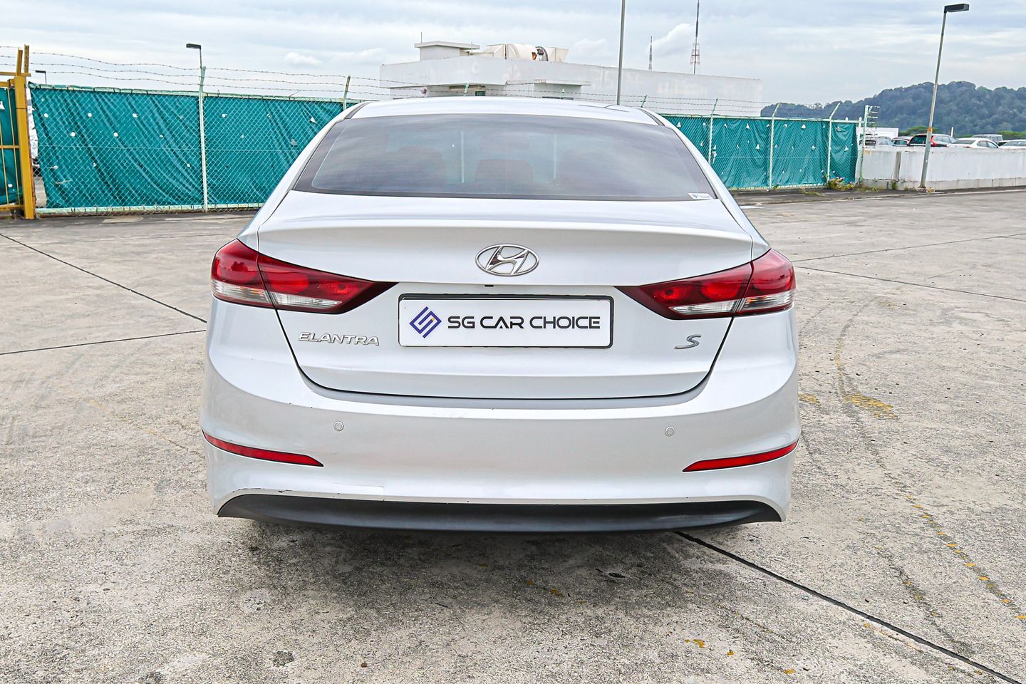 hyundai-elantra-16a-gls-car-choice-singapore