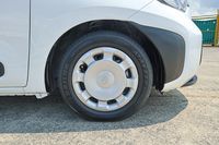 toyota-sienta-hybrid-15a-standard-car-choice-singapore