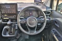 toyota-sienta-hybrid-15a-standard-car-choice-singapore