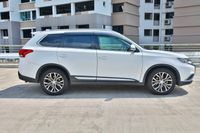 mitsubishi-outlander-20a-car-choice-singapore