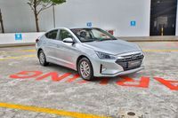 hyundai-avante-16a-gls-car-choice-singapore