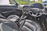 hyundai-avante-16a-gls-car-choice-singapore