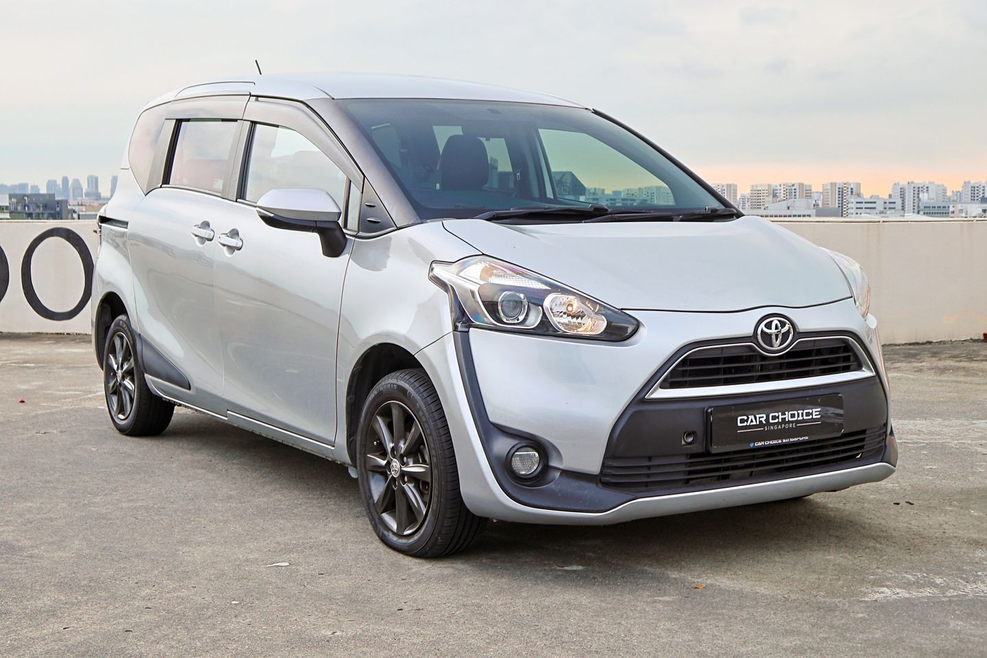 toyota-sienta-15a-standard-car-choice-singapore