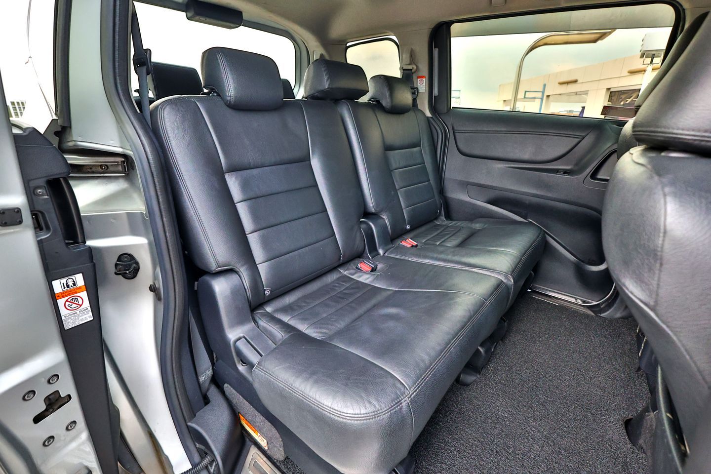 toyota-sienta-15a-standard-car-choice-singapore