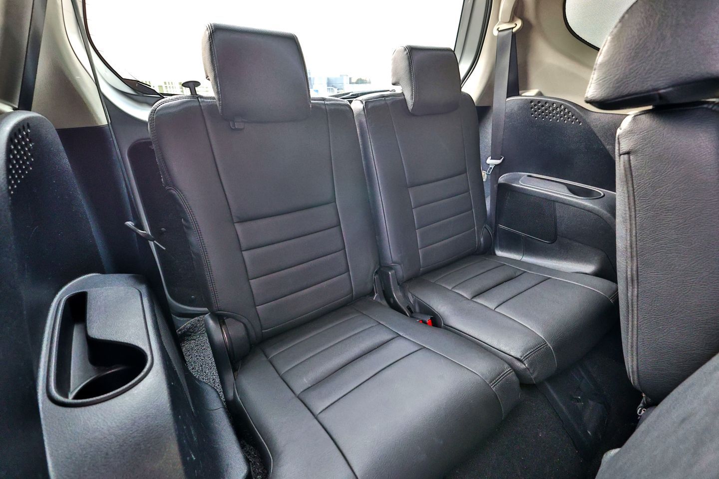 toyota-sienta-15a-standard-car-choice-singapore