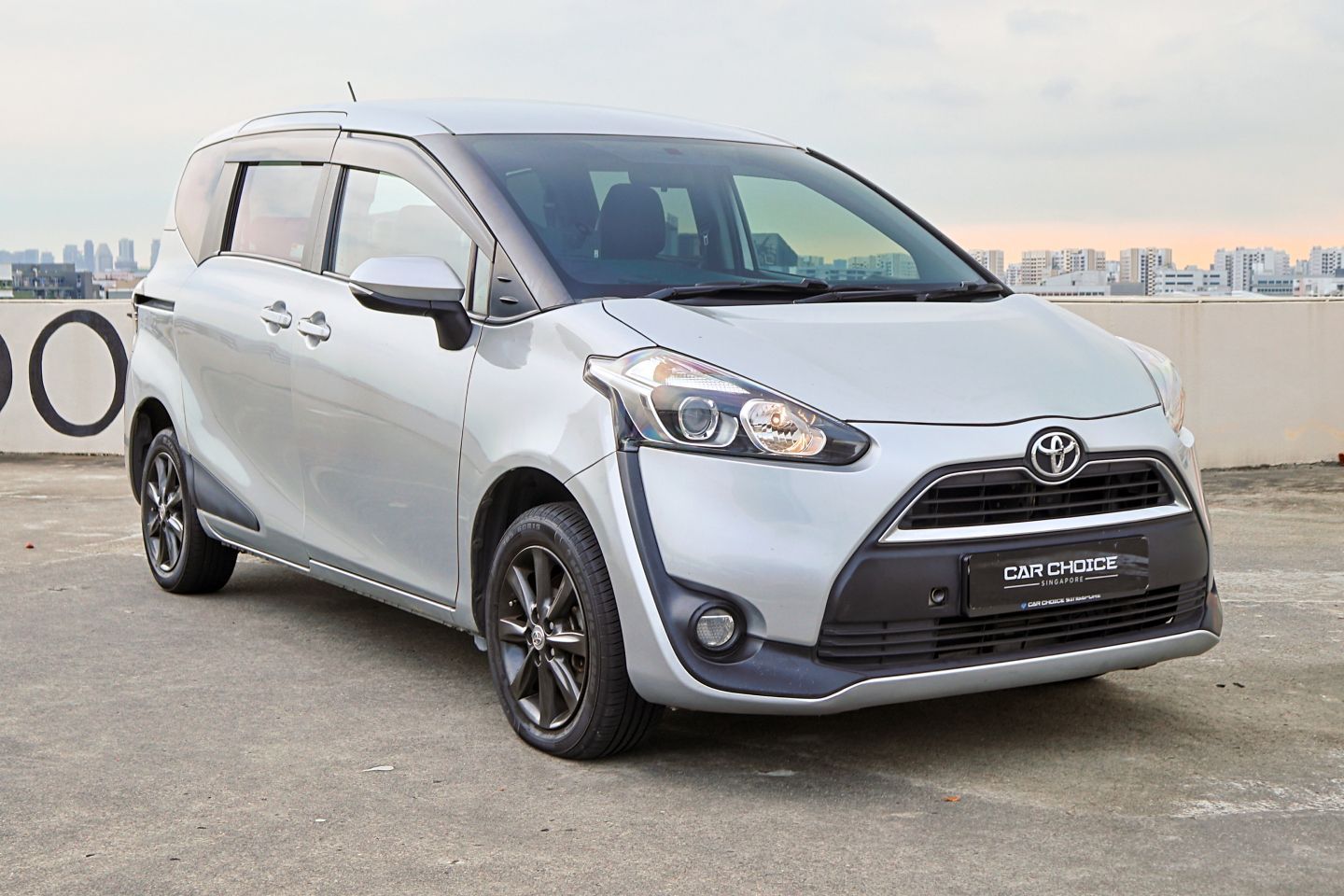 toyota-sienta-15a-standard-car-choice-singapore