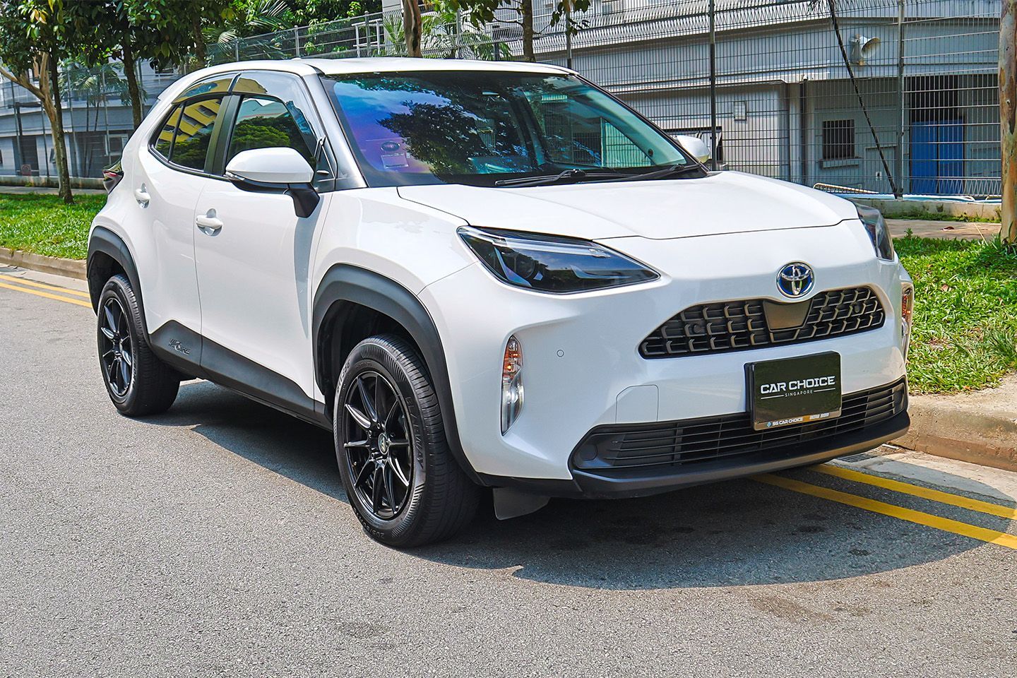 toyota-yaris-cross-hybrid-15a-x-car-choice-singapore