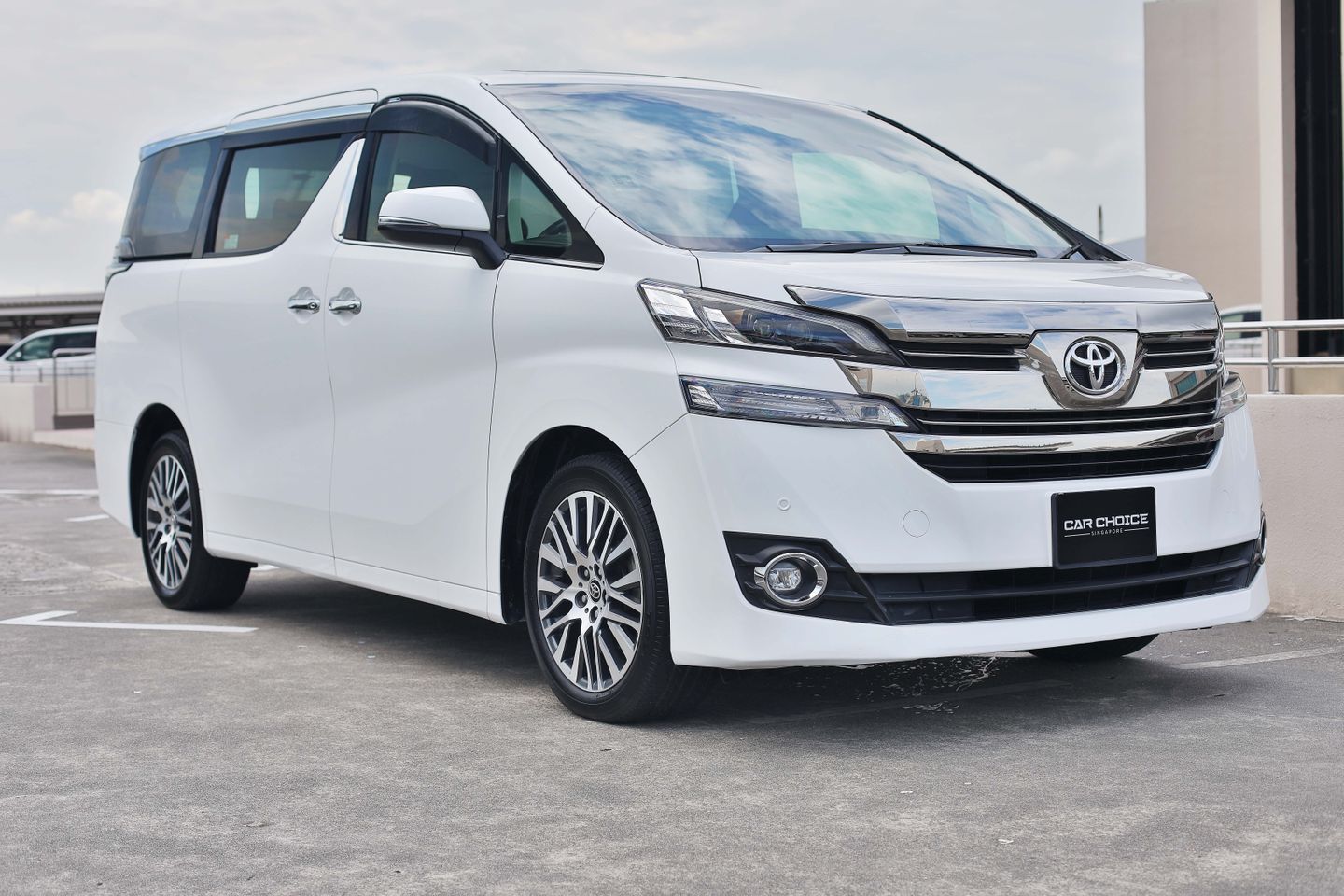 Certified Pre-Owned Toyota Vellfire 2.5 Sunroof | Car Choice Singapore