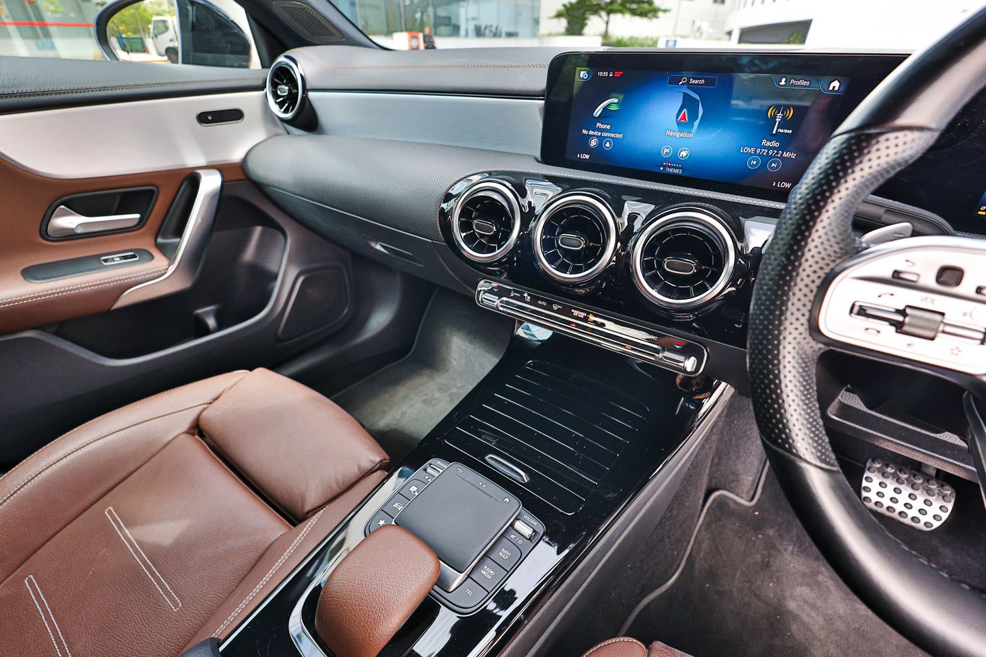 mercedes-benz-cla-class-cla180-amg-line-car-choice-singapore