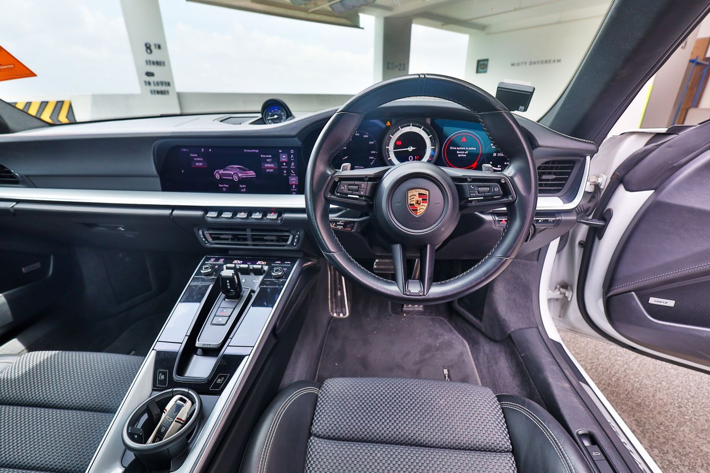 porsche-911-carrera-4-coupe-30a-pdk-car-choice-singapore