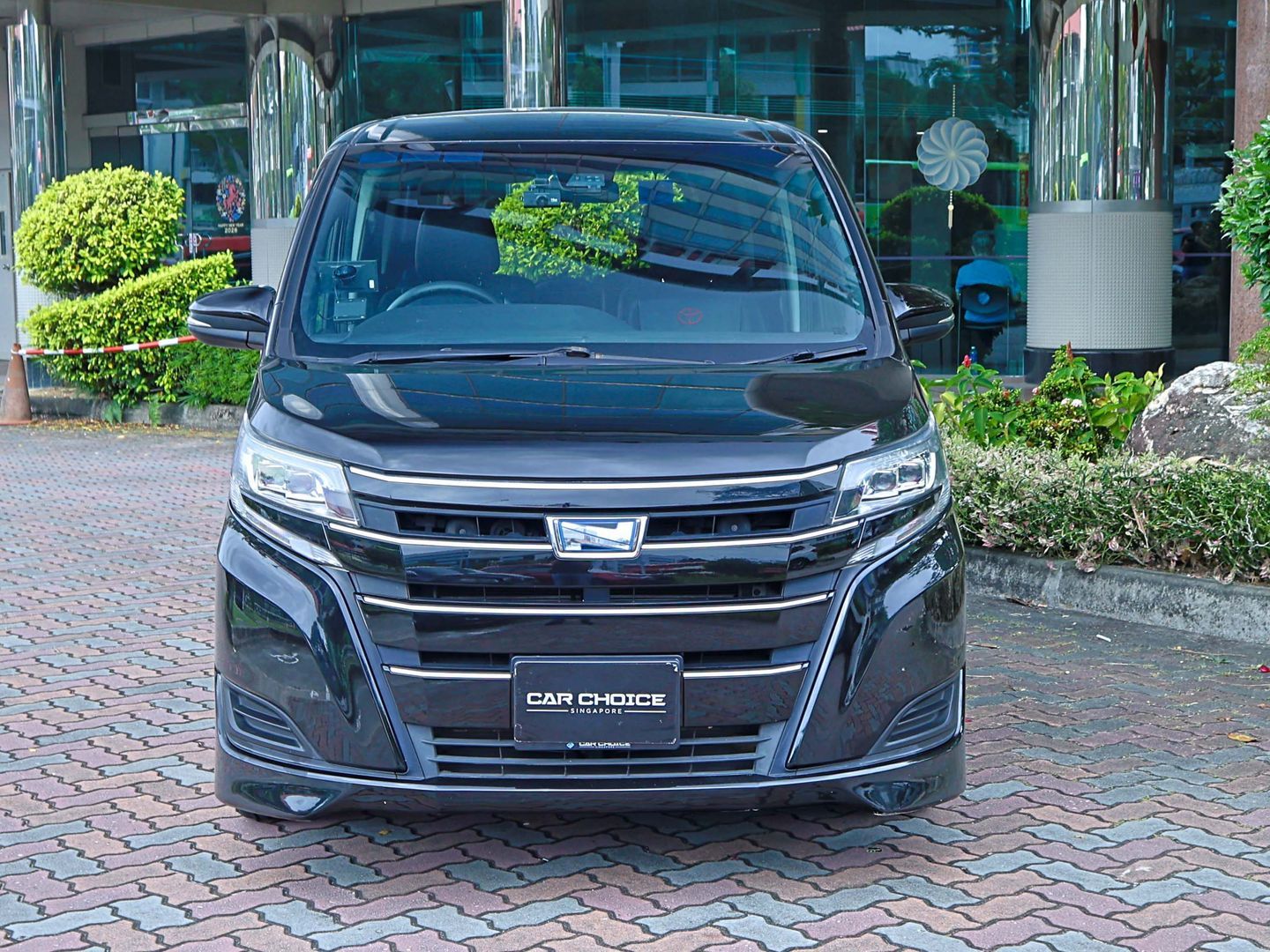 toyota-noah-hybrid-18a-x-car-choice-singapore