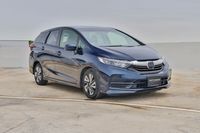 honda-shuttle-hybrid-15a-car-choice-singapore