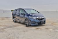 honda-shuttle-hybrid-15a-car-choice-singapore