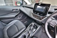 toyota-corolla-altis-hybrid-18a-car-choice-singapore
