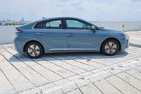 hyundai-ioniq-hybrid-16a-dct-car-choice-singapore