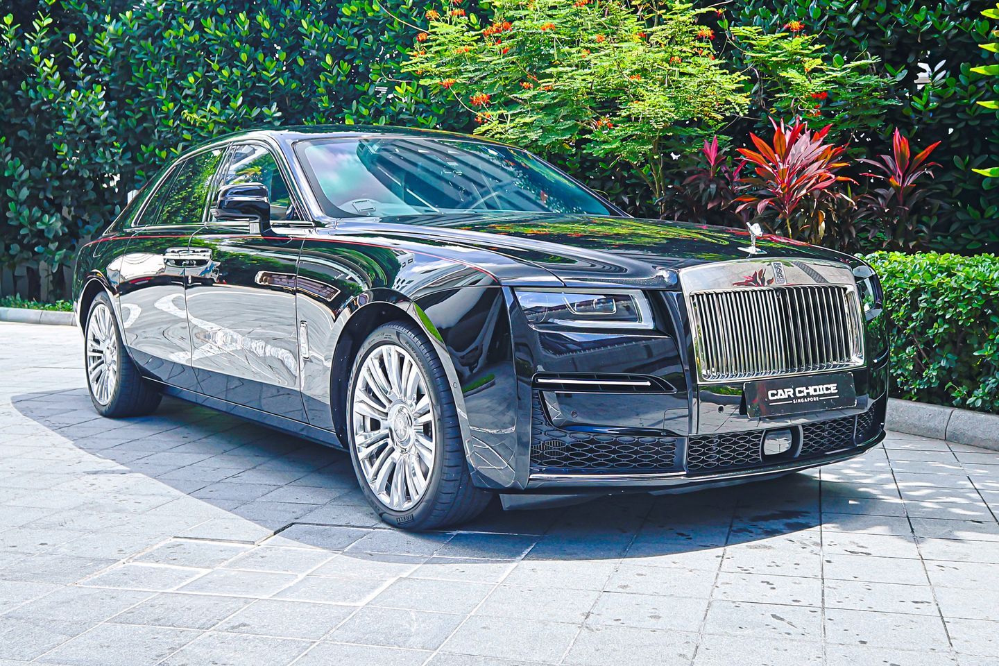 rolls-royce-ghost-car-choice-singapore