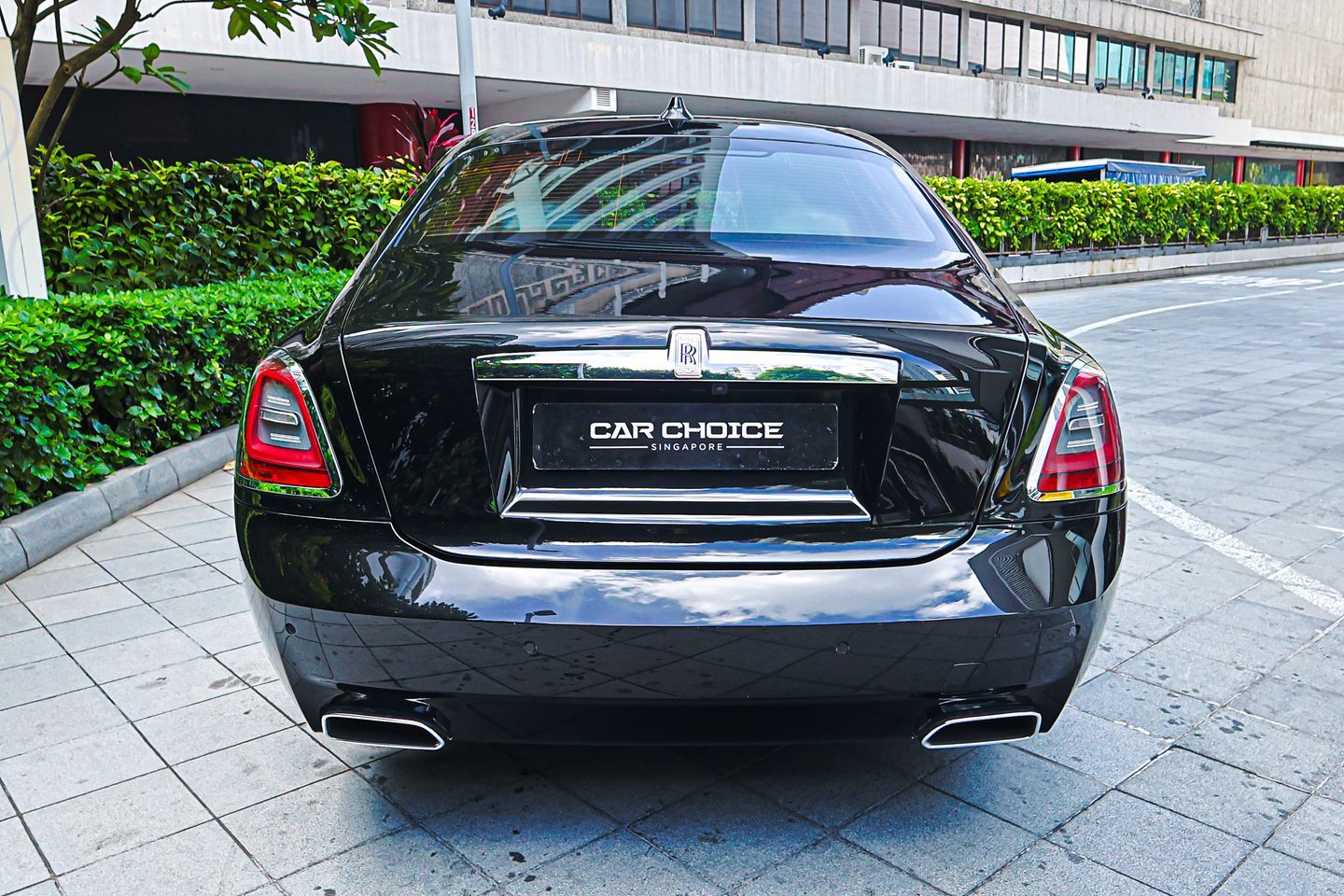 rolls-royce-ghost-car-choice-singapore