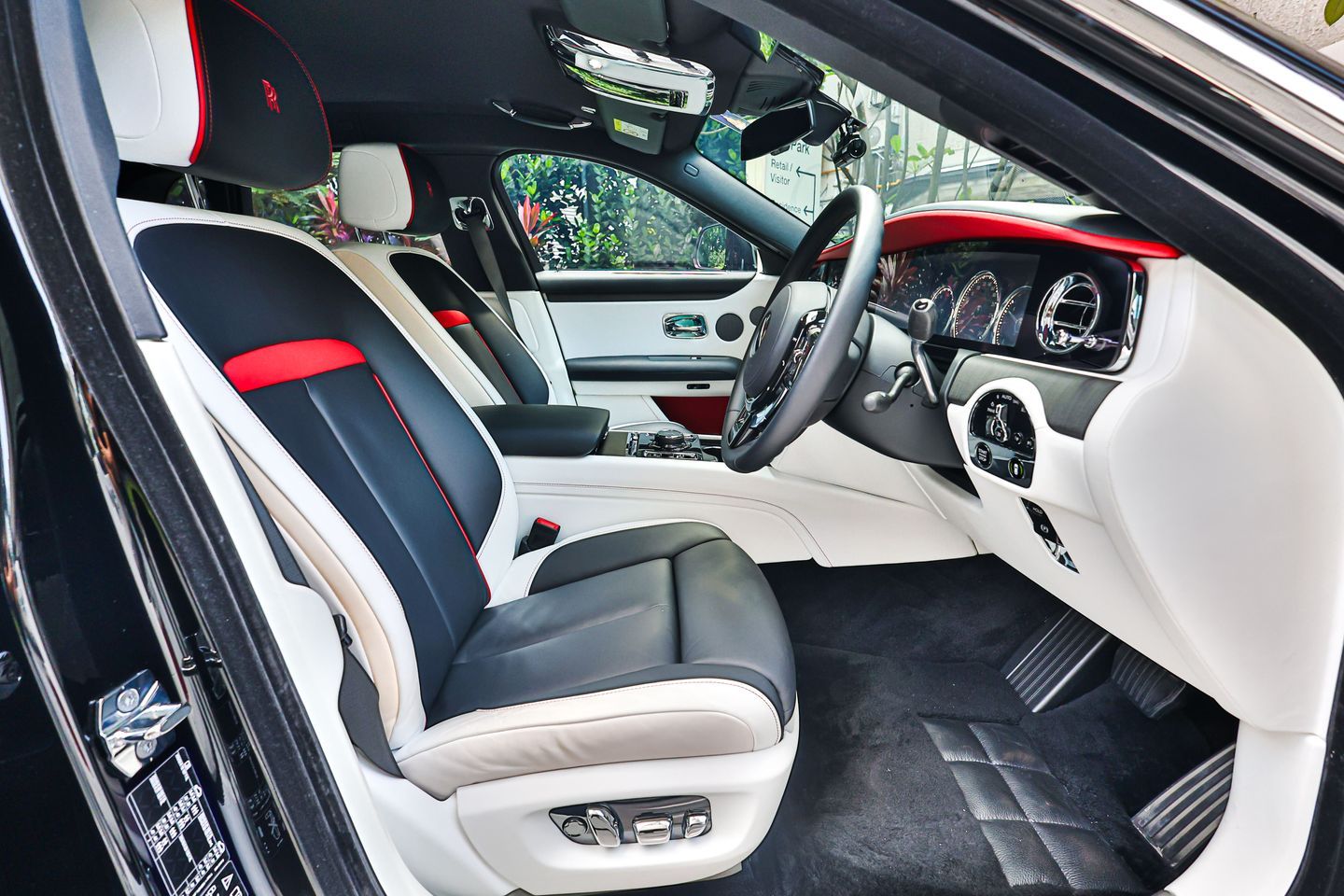 rolls-royce-ghost-car-choice-singapore