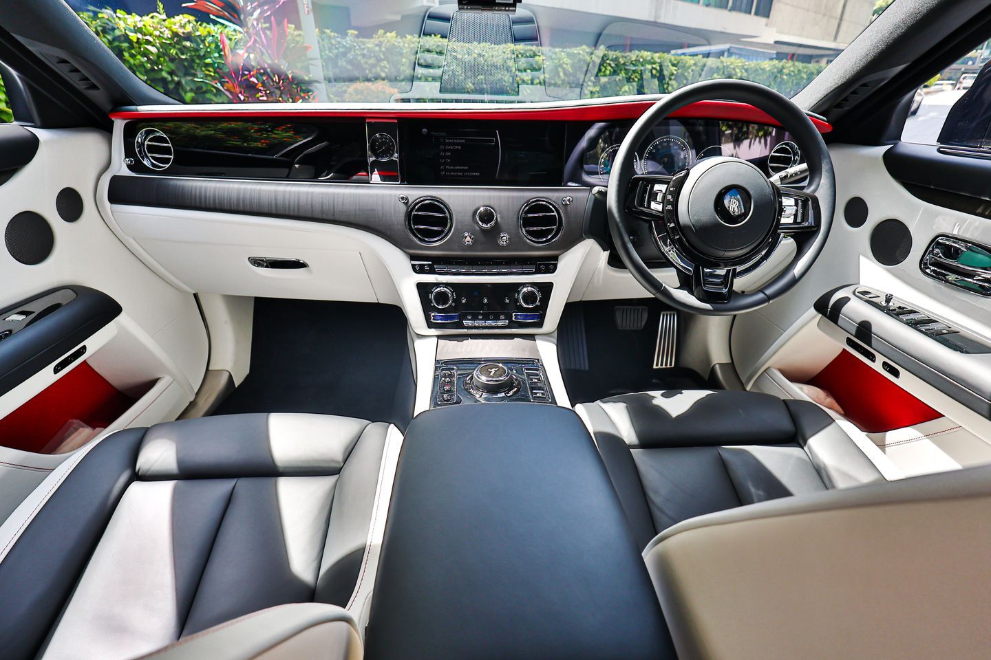 rolls-royce-ghost-car-choice-singapore