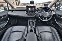 toyota-corolla-altis-hybrid-18a-car-choice-singapore