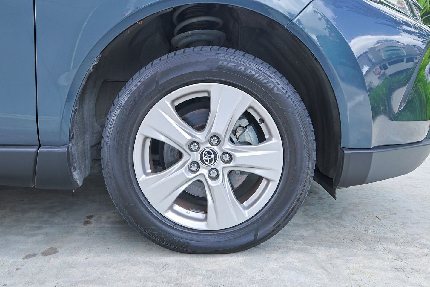 toyota-harrier-hybrid-25a-s-car-choice-singapore