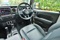 jeep-wrangler-unlimited-sahara-20a-car-choice-singapore