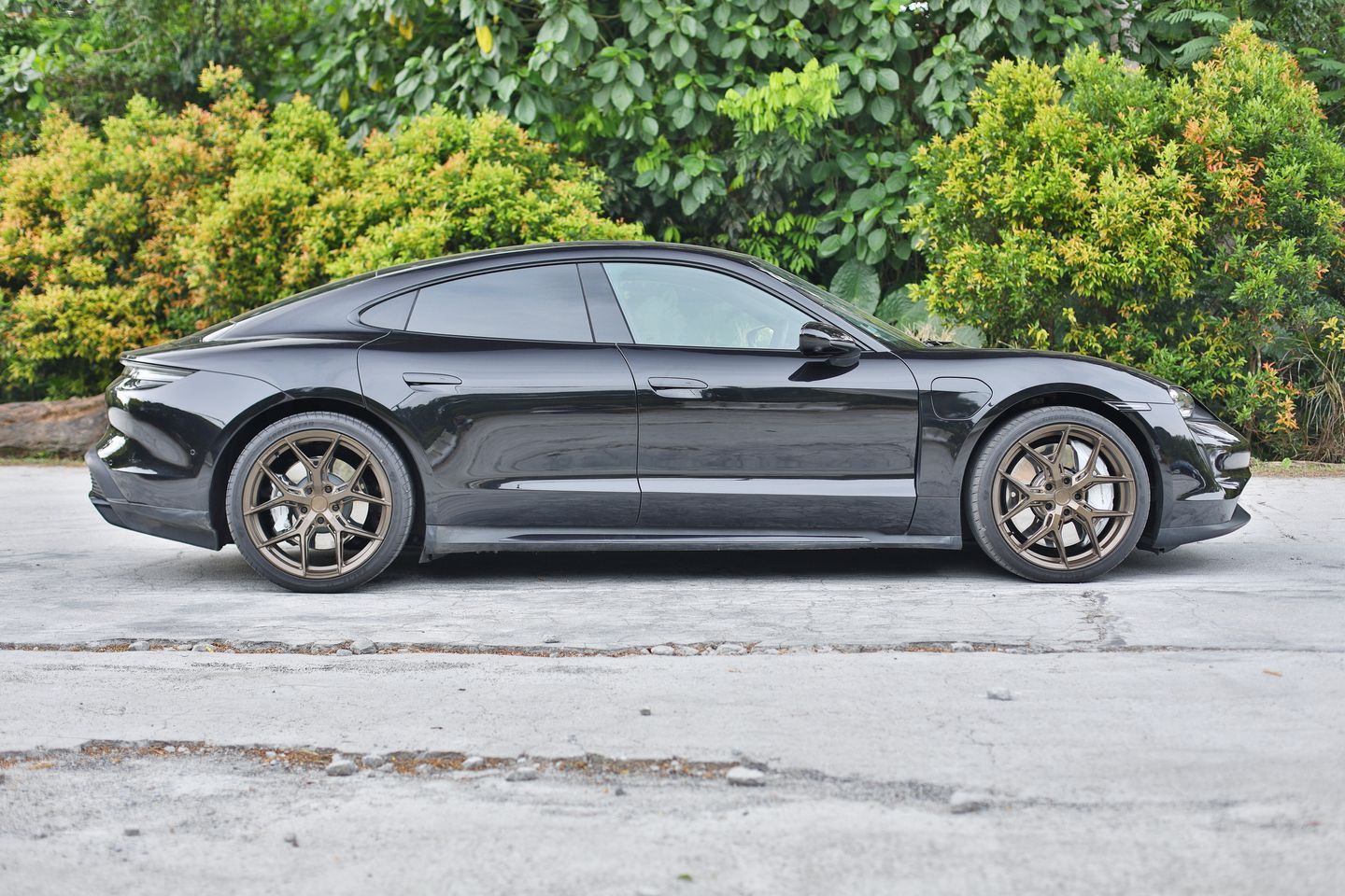 Certified PreOwned Porsche Taycan Electric Turbo Car Choice Singapore