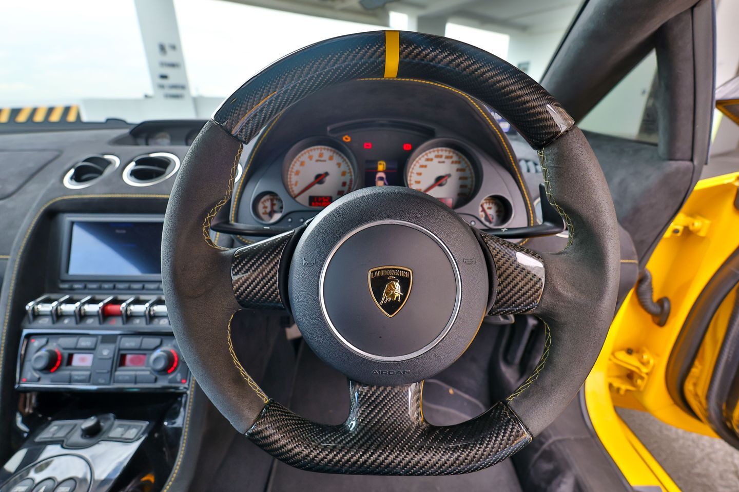 lamborghini-gallardo-lp570-4-superleggera-coe-till-092030-car-choice-singapore