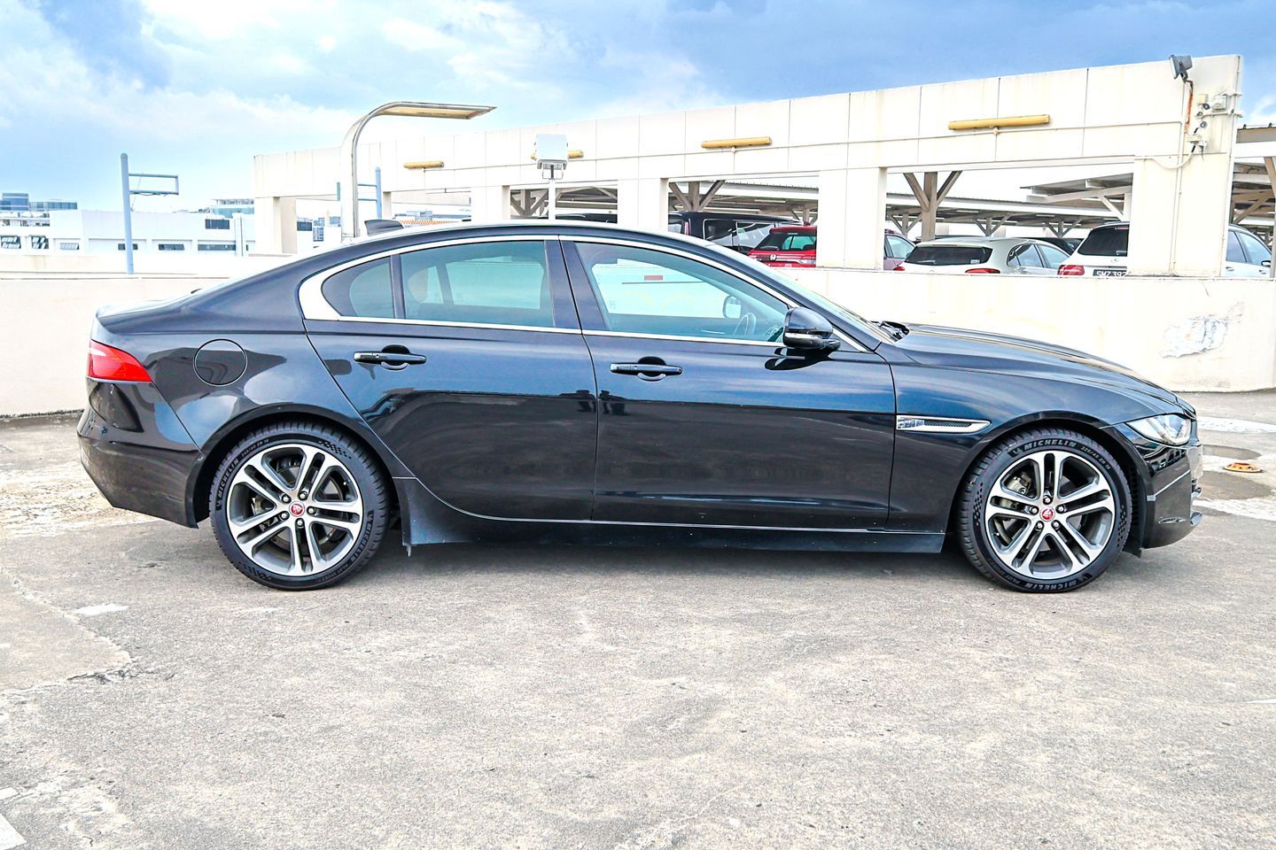 jaguar-xe-diesel-20a-prestige-car-choice-singapore