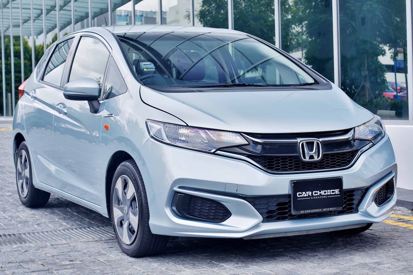 honda-fit-hybrid-15-car-choice-singapore