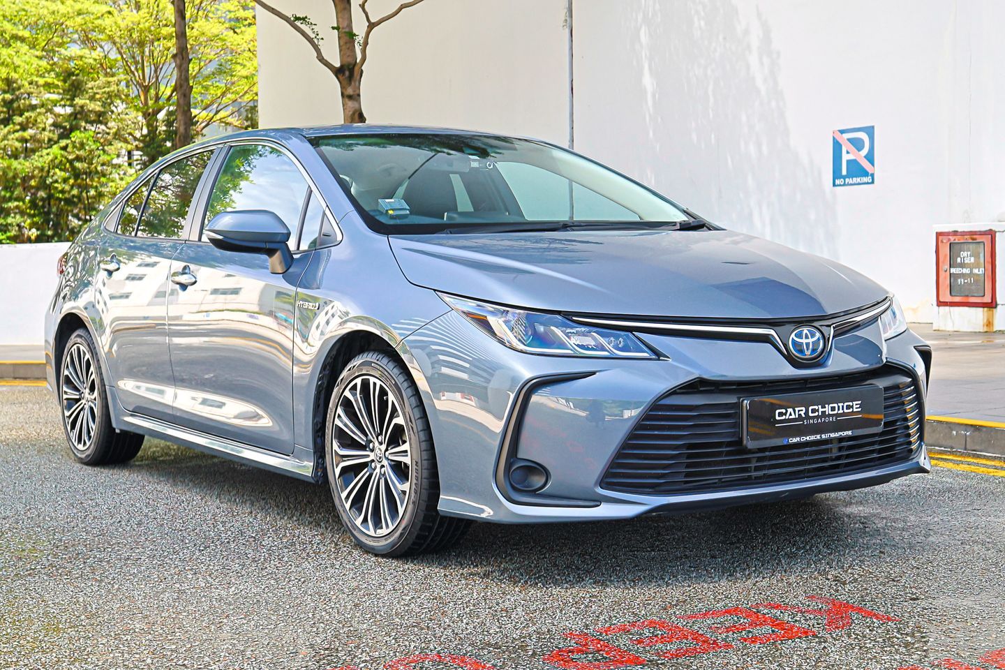 toyota-corolla-altis-hybrid-18a-elegance-car-choice-singapore
