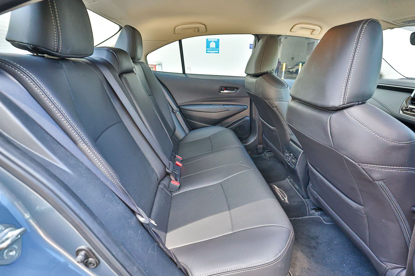 toyota-corolla-altis-hybrid-18a-elegance-car-choice-singapore