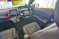 toyota-sienta-hybrid-15a-g-car-choice-singapore