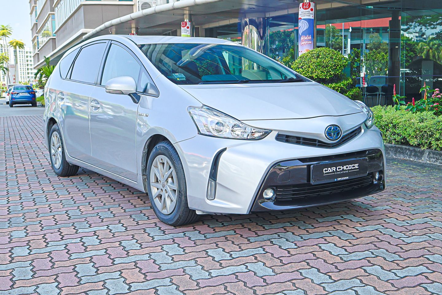 toyota-prius-alpha-hybrid-18a-s-car-choice-singapore