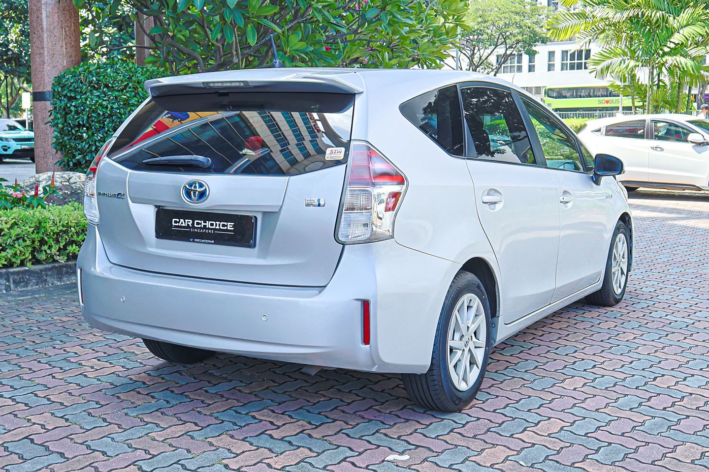 toyota-prius-alpha-hybrid-18a-s-car-choice-singapore