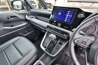 toyota-voxy-hybrid-18a-s-g-car-choice-singapore